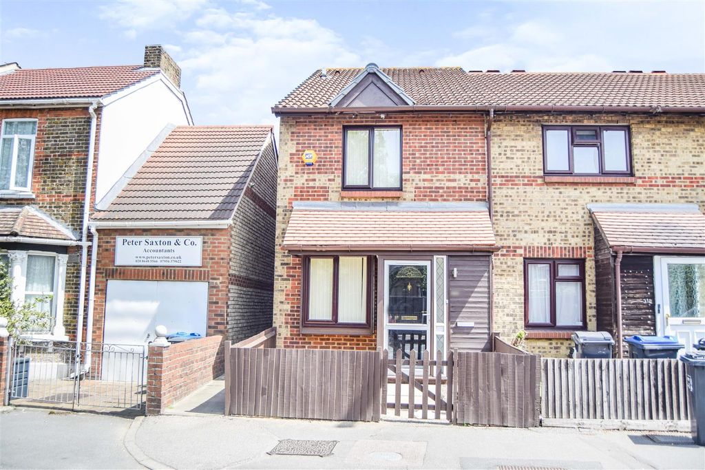Property photo 1 of 6