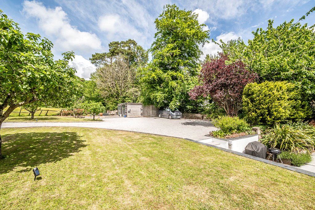 Property photo 2 of 16 Garden