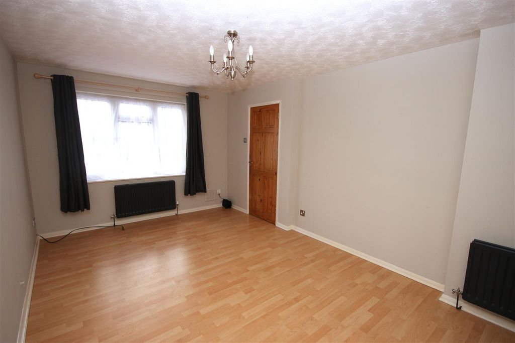 Property photo 3 of 10 Img_9003.Jpg