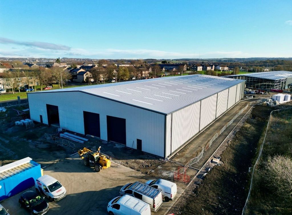 Property photo 1 of 8