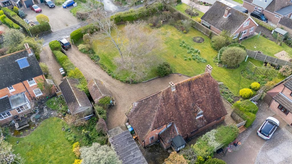 Property photo 2 of 27 Anker Lane-10-2.Jpg