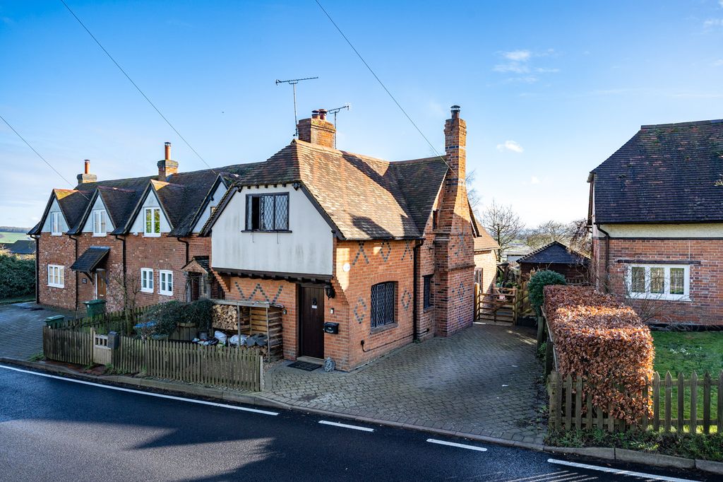 Property photo 1 of 25