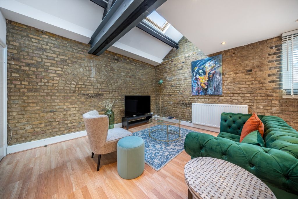 Property photo 3 of 15 1252416 (2)