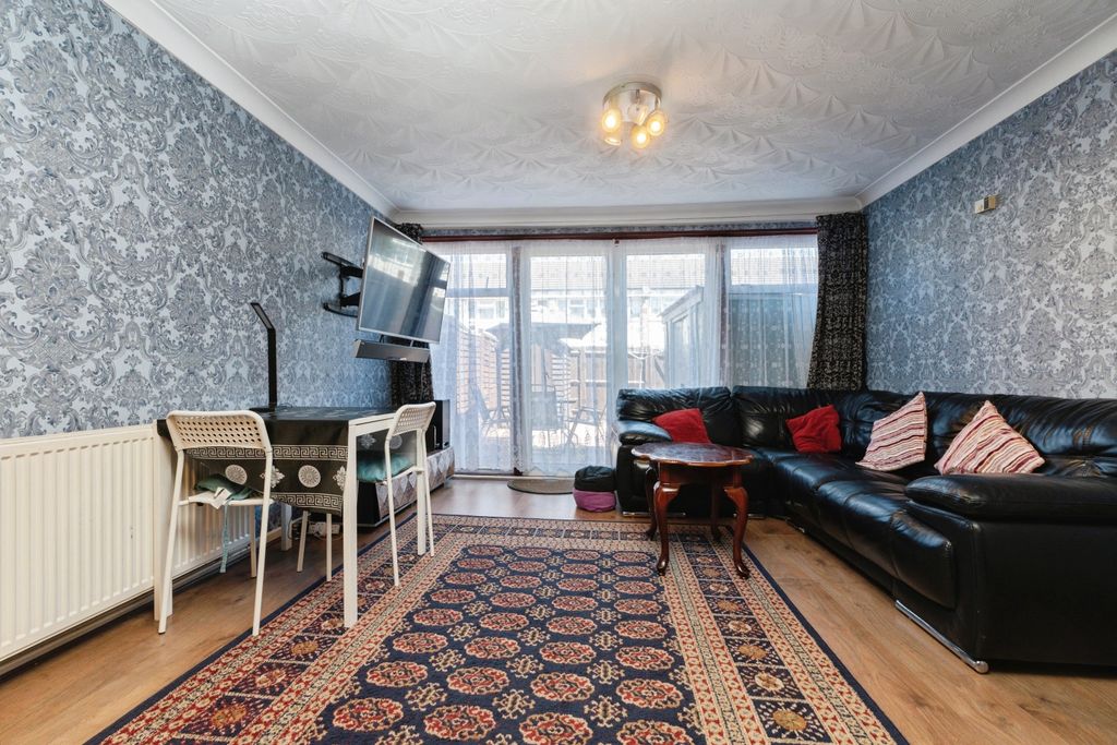 Property photo 3 of 16 Reception Room
