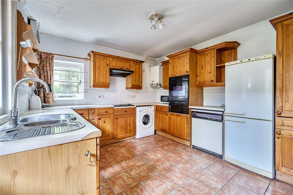 Property photo 3 of 22 Picture No. 07