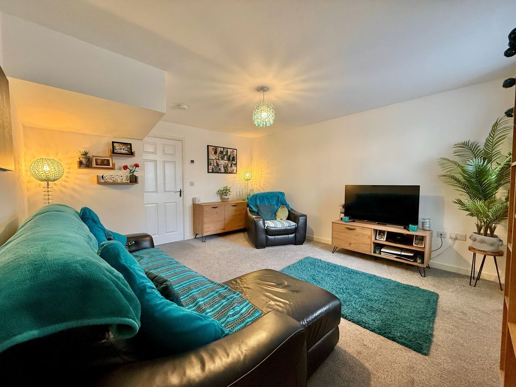 Property photo 3 of 27 Photo 3