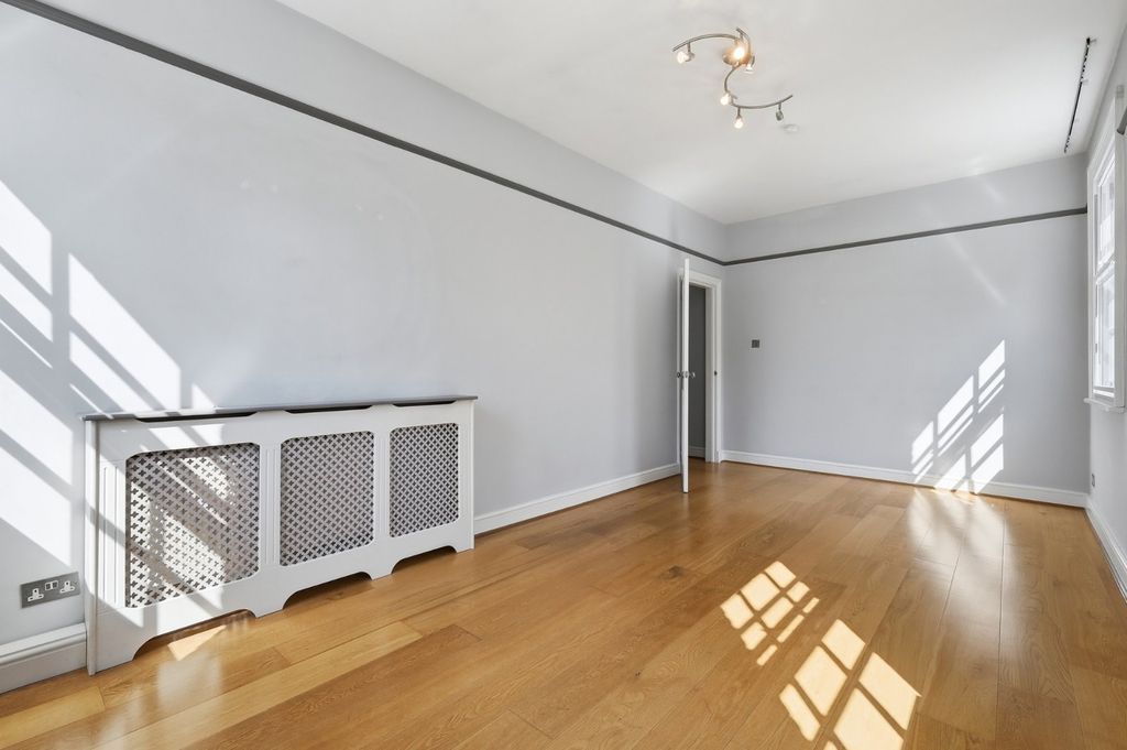 Property photo 1 of 13 Picture No. 04