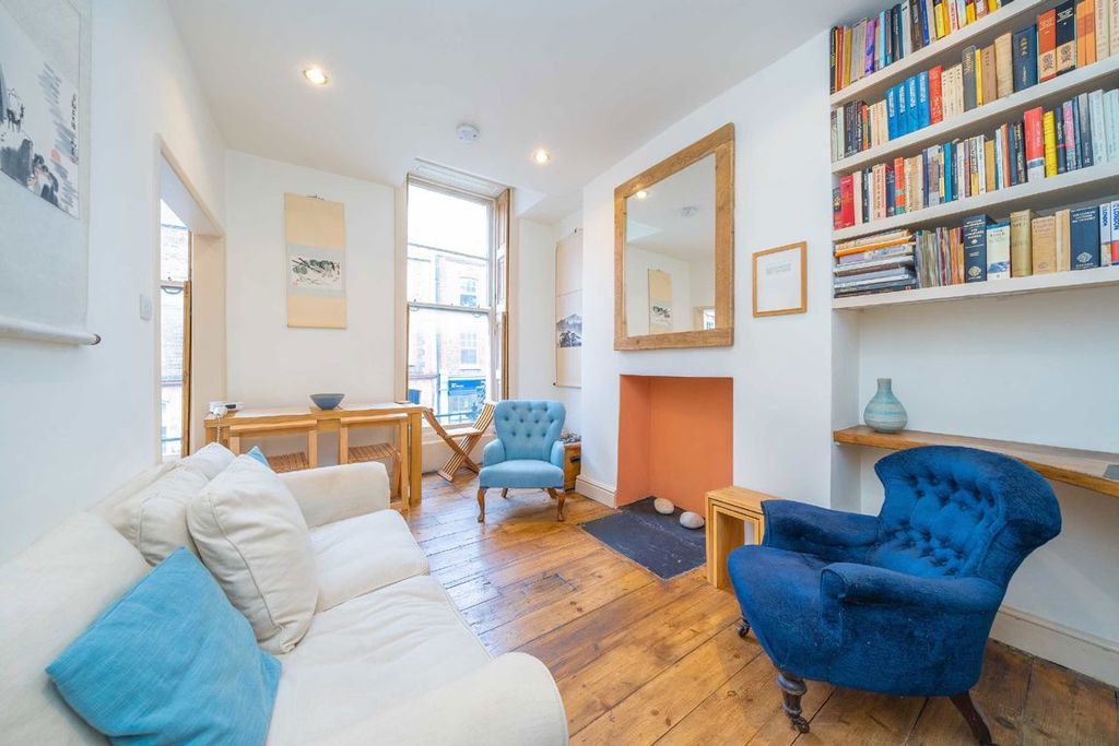 Property photo 1 of 5