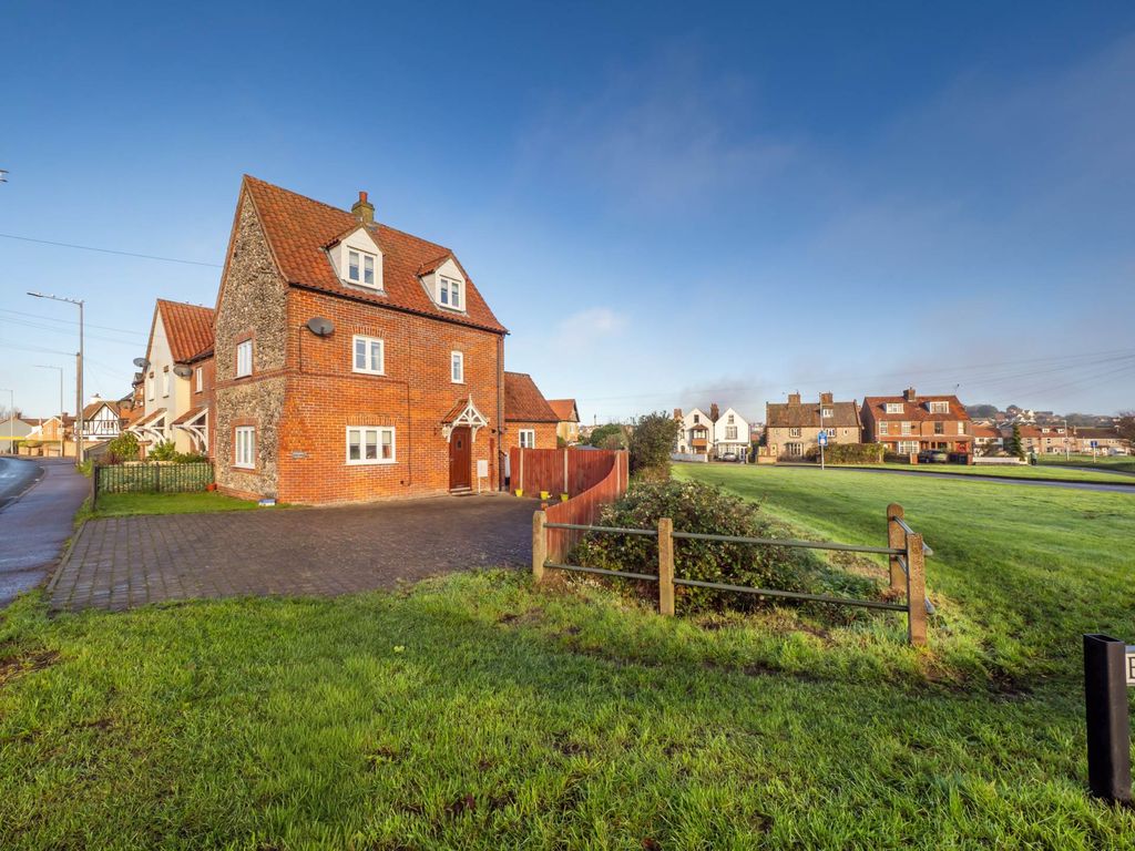 Property photo 1 of 49