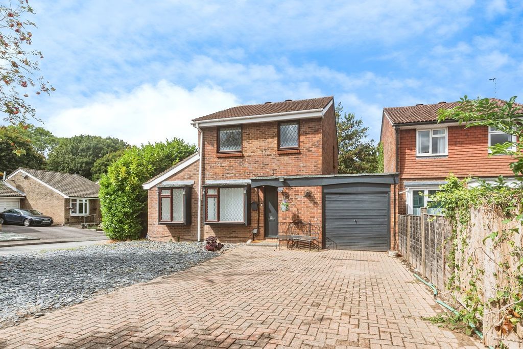 Property photo 1 of 18