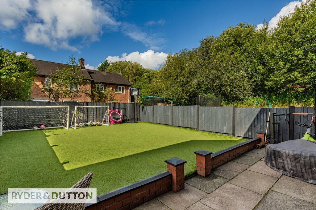 Property photo 2 of 24 Picture No. 18