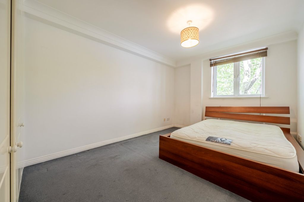 Property photo 3 of 12 Picture No. 06
