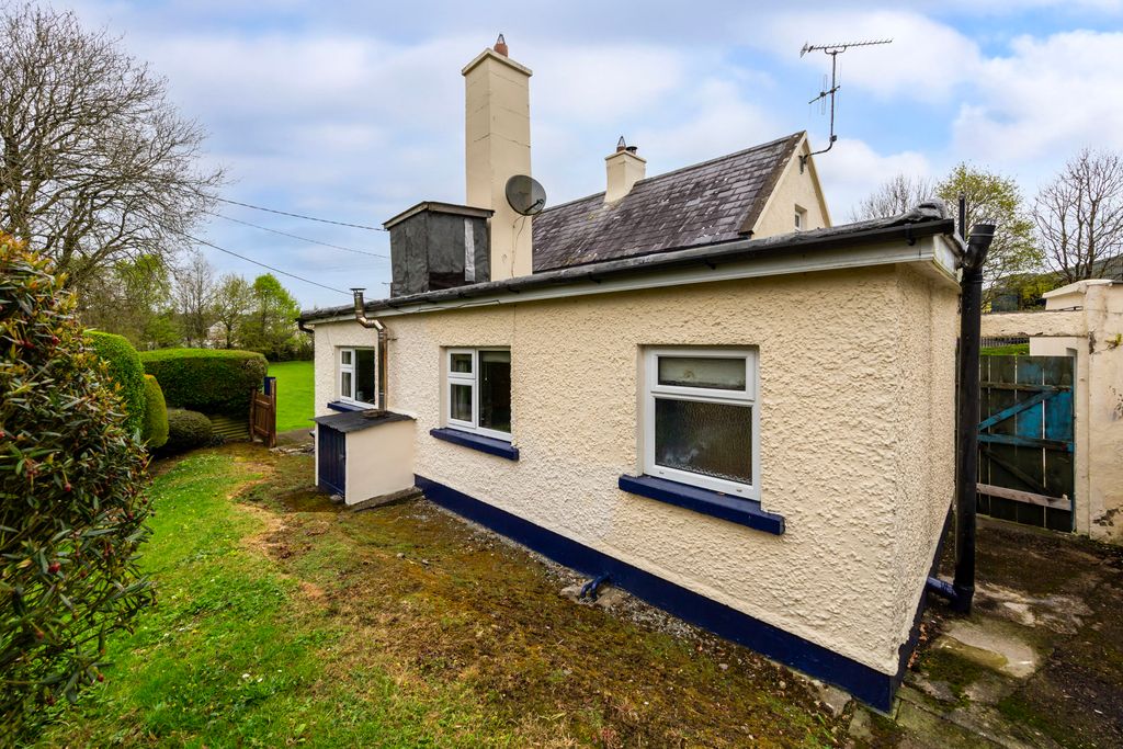 Property photo 1 of 30