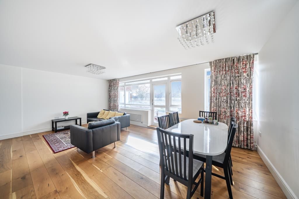 Property photo 2 of 23 Living/Dining Area