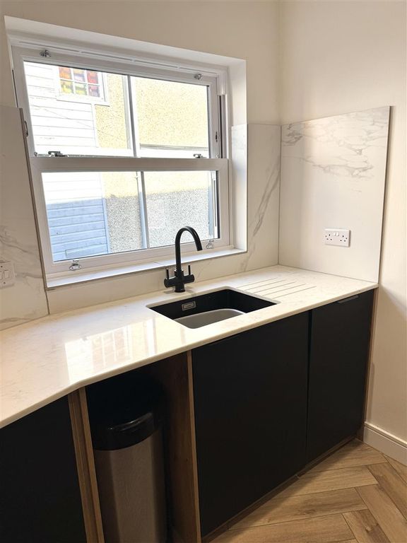 Property photo 3 of 19 Img_5568.Jpg