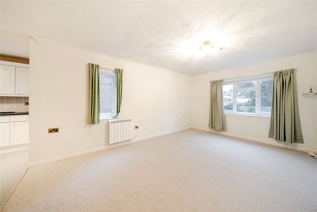 Property photo 2 of 15 Picture No. 08