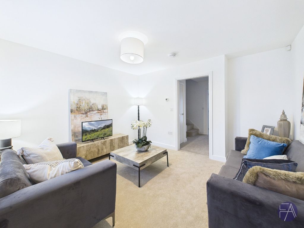 Property photo 2 of 12 4782652