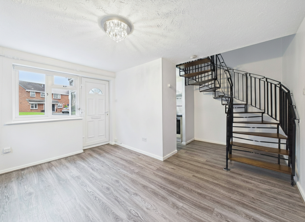 Property photo 2 of 9 Cam01698G0Pr0146Still003001