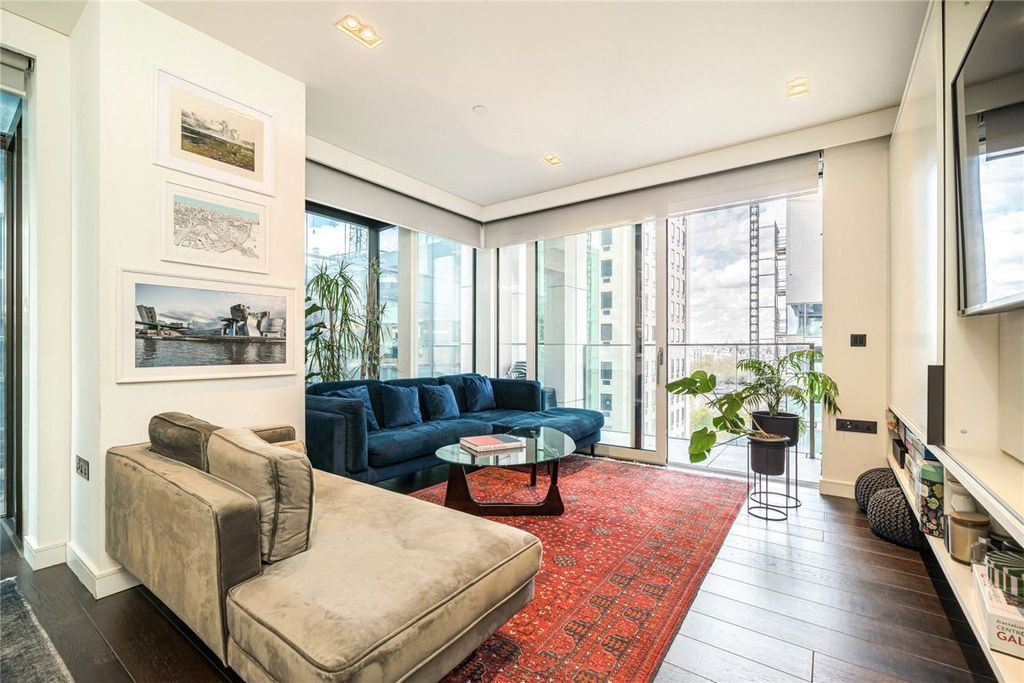 Property photo 1 of 25