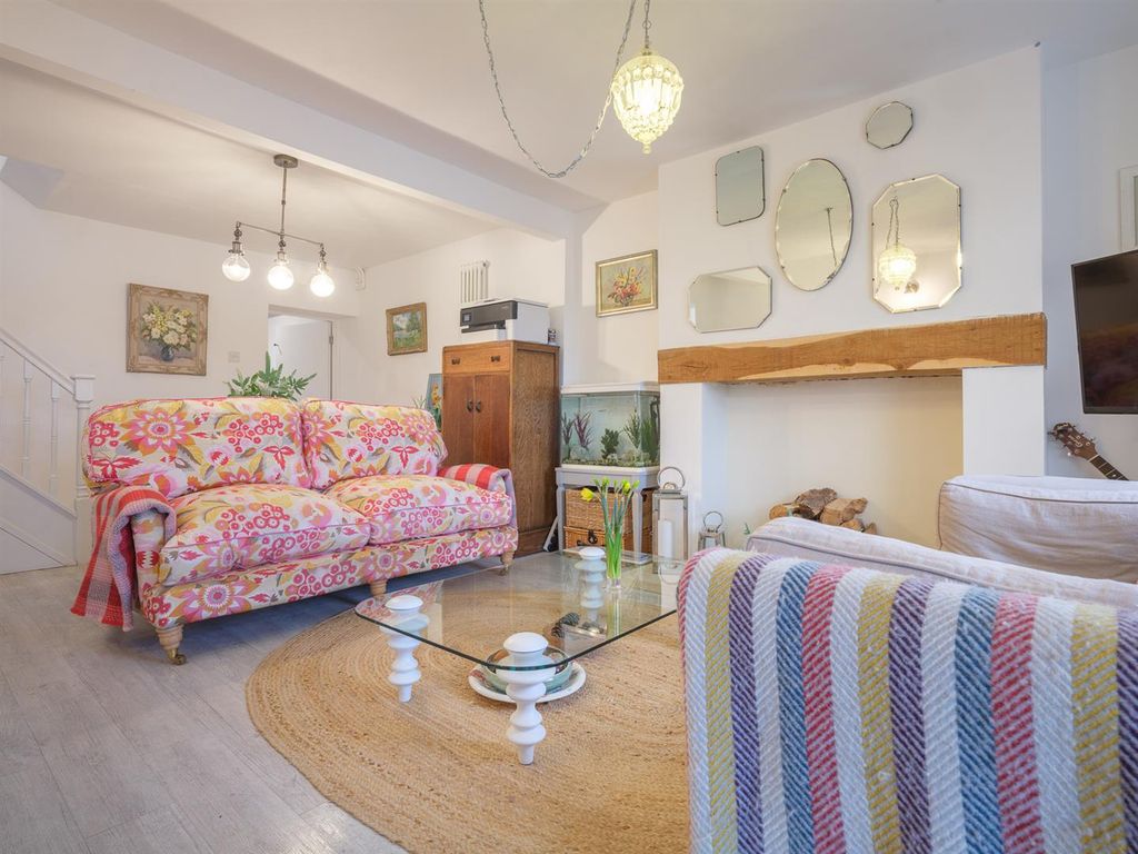 Property photo 3 of 17 Lockstone Cottage-2.Jpg