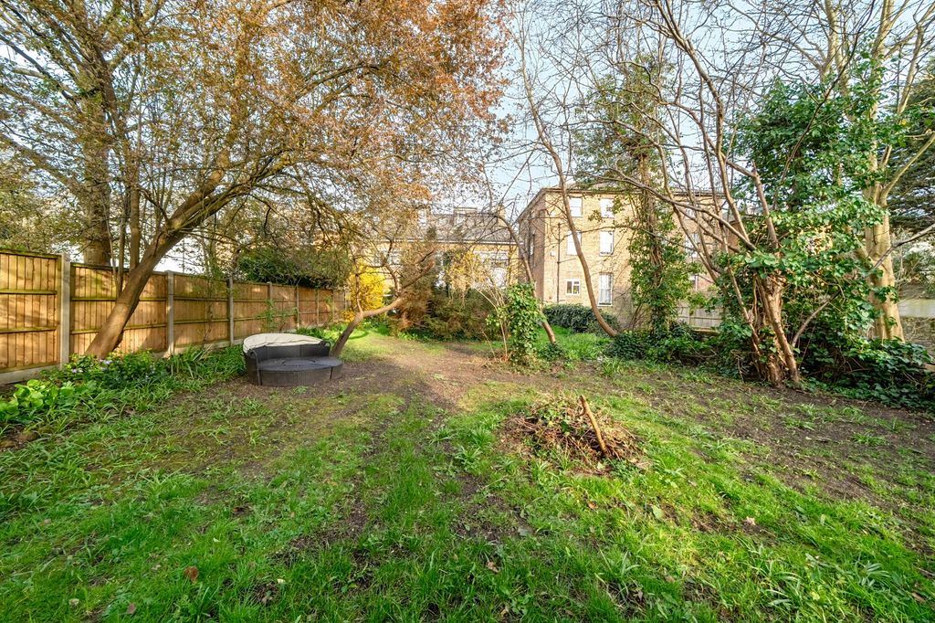 Property photo 2 of 18 Picture No. 07