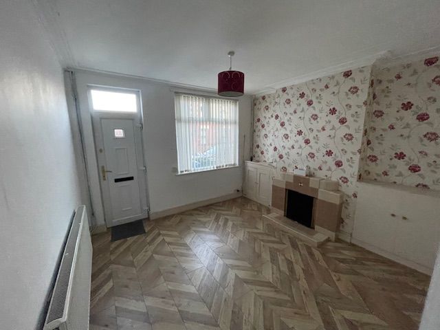 Property photo 2 of 14 Photo 11