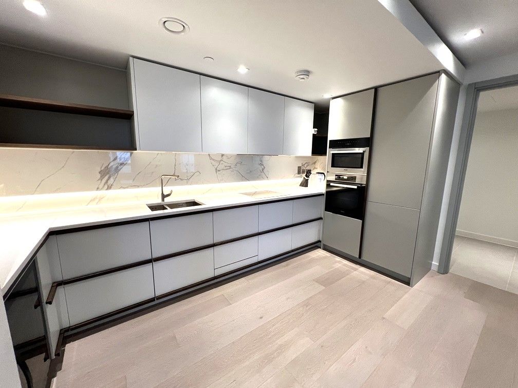 Property photo 2 of 28 Open Plan Kitchen
