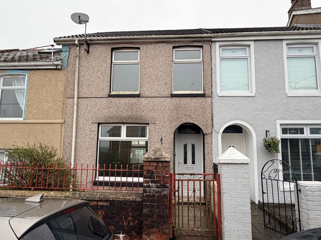 Property photo 1 of 21