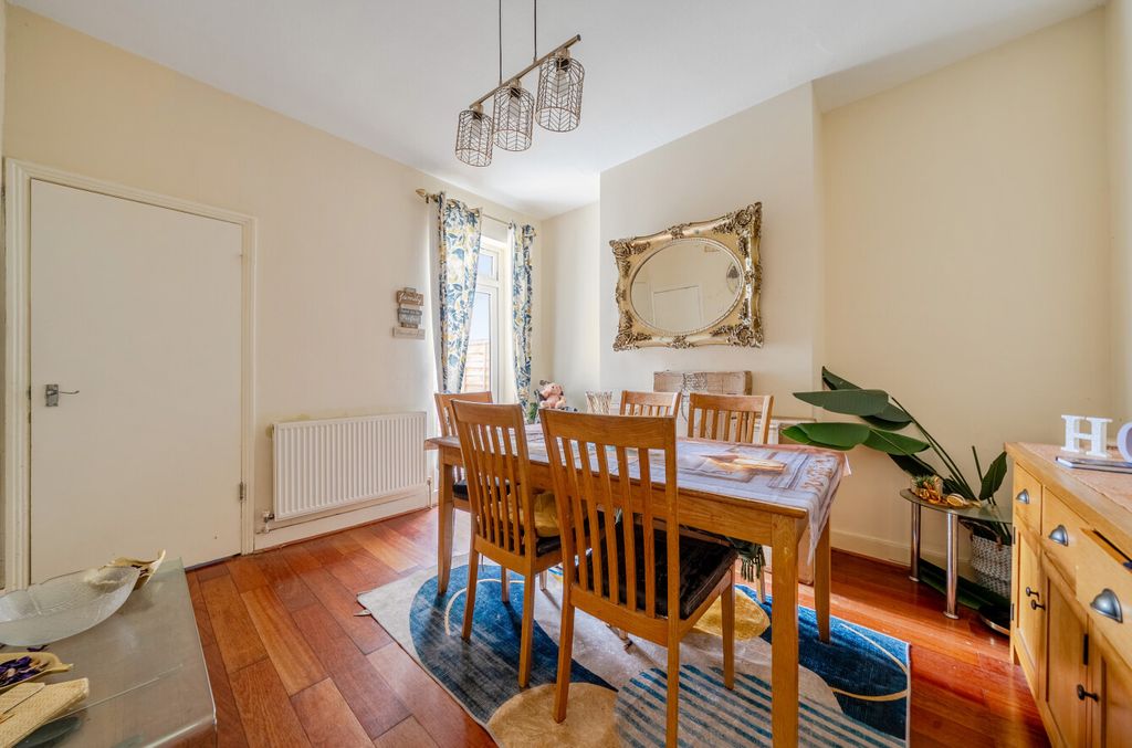 Property photo 3 of 12 1511485-4-6A985B6...