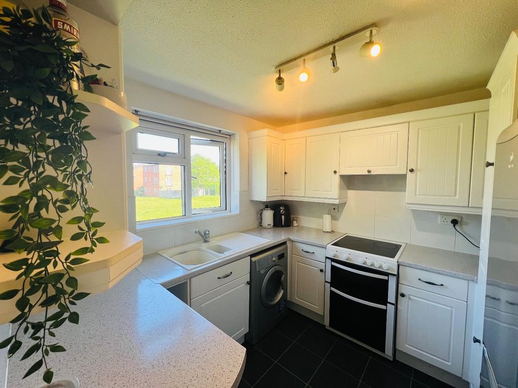 Property photo 3 of 8 Img_4895.Jpg