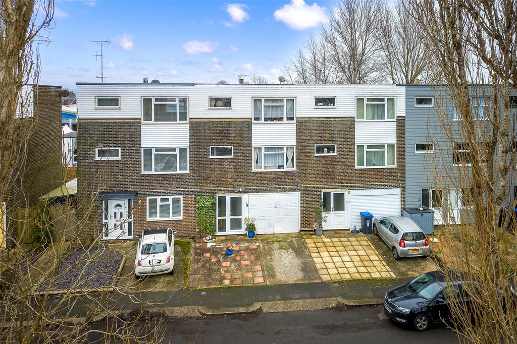 Property photo 1 of 17 Picture No. 04