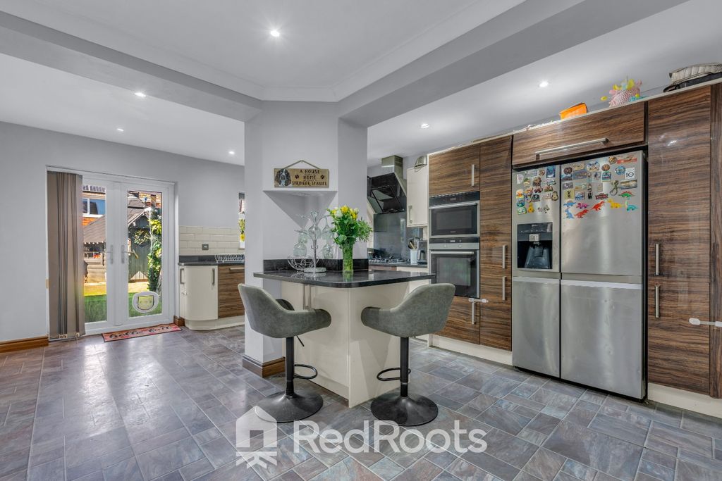 Property photo 3 of 26 5057262