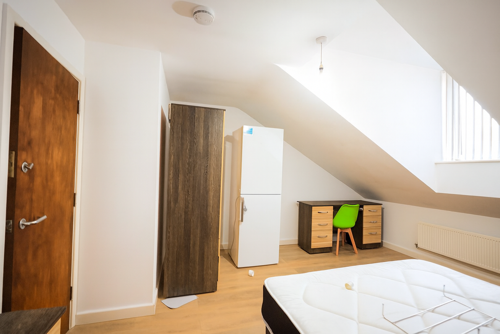 Property photo 1 of 36