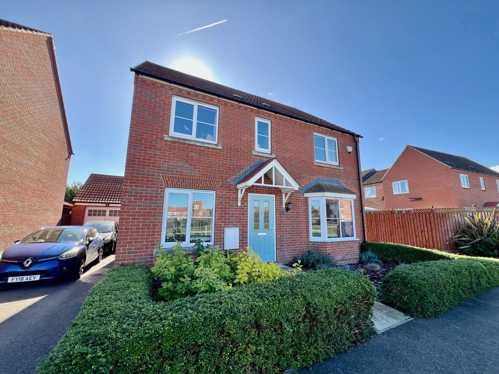 Property photo 1 of 19 Front