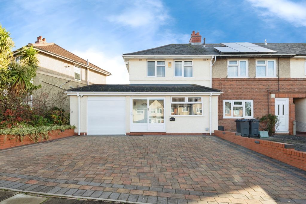 Property photo 2 of 25 Pbox-Img.Jpg