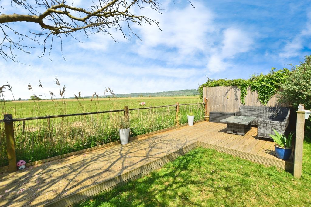 Property photo 1 of 15 Photo