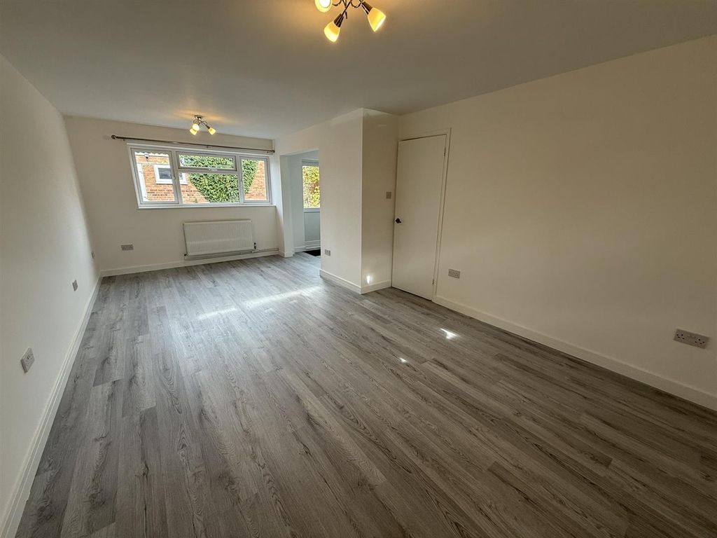 Property photo 2 of 17 Img_4369.Jpeg