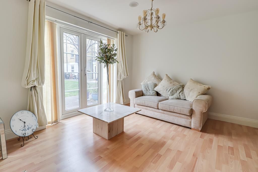 Property photo 2 of 26 Lounge/Diner