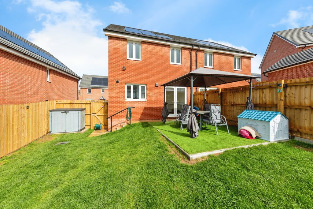 Property photo 3 of 15