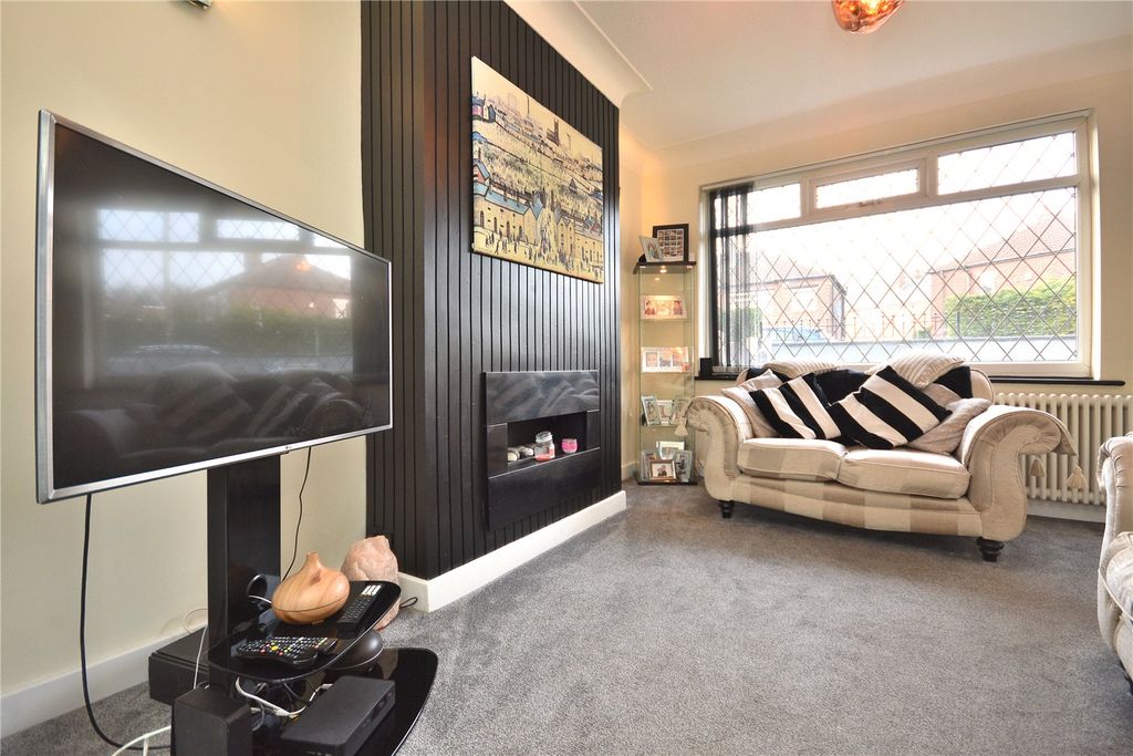 Property photo 2 of 18 Picture No. 21