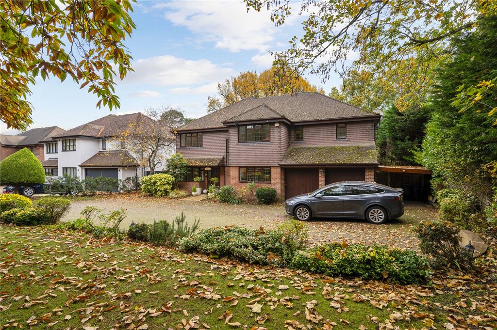 Property photo 2 of 27 Front Aspect