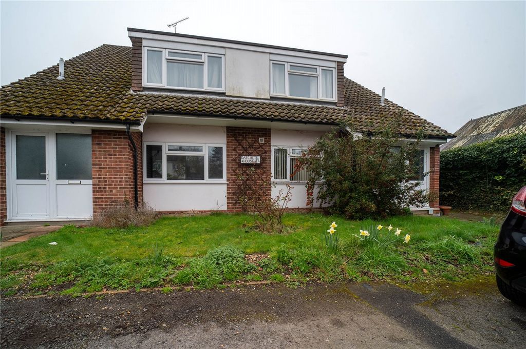 Property photo 1 of 8 Front Aspect