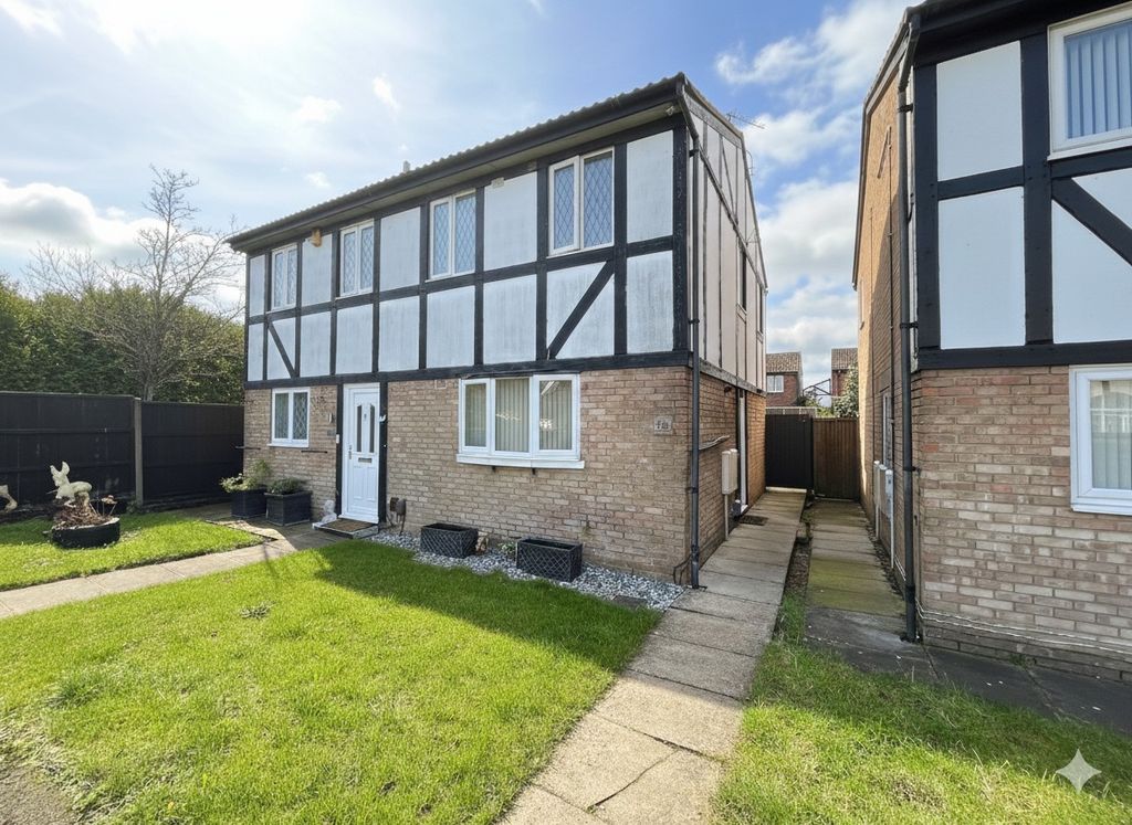 Property photo 1 of 15 4957701