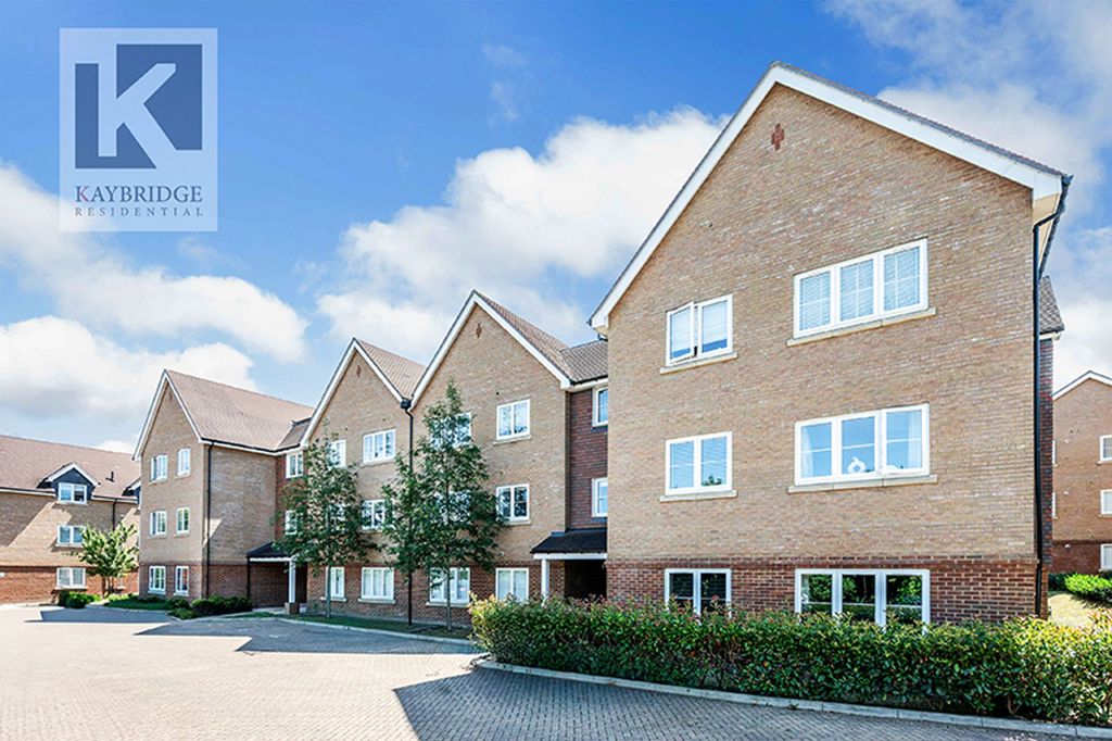 Property photo 1 of 9 Aurora House, Ceres Crescent - Kt17 1Fe