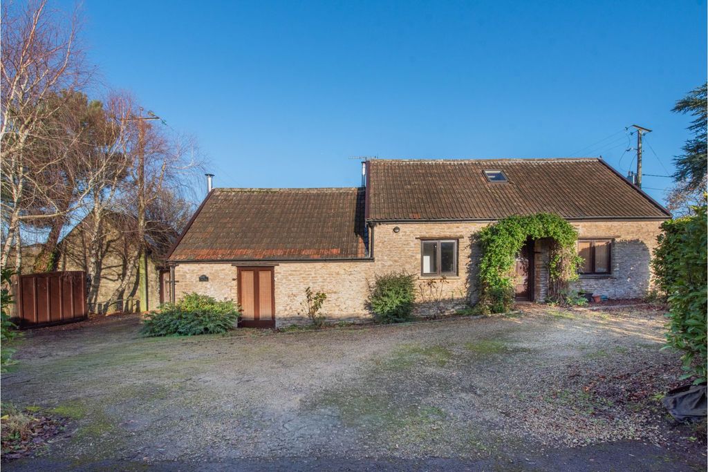 Property photo 1 of 39 Front View