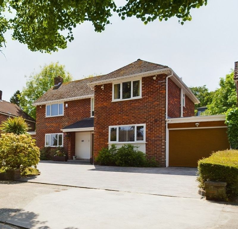 Property photo 1 of 34