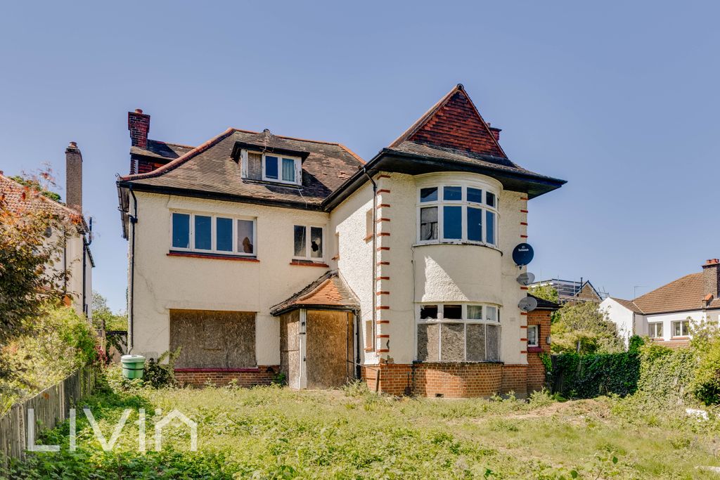 Property photo 1 of 6 1