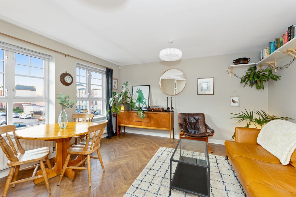 Property photo 3 of 14 Property Image 3