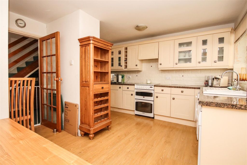 Property photo 3 of 21 Img_8505.Jpg