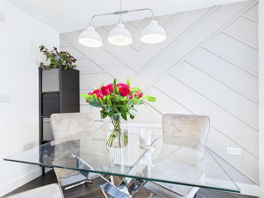 Property photo 2 of 30